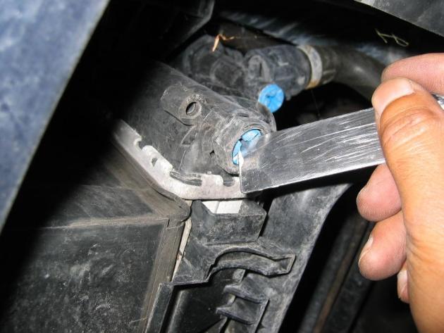 Remove Radiator Drain Plug